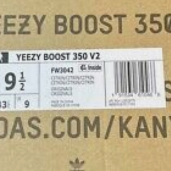 Yeezy 350 V2 | GUC | Size 9.5 | 779001 | No Box - Picture 12 of 12